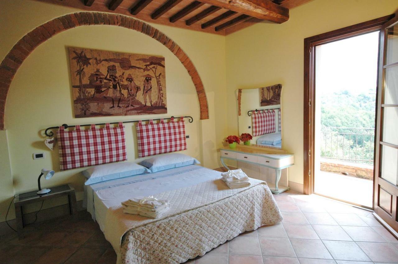 Agriturismo Le Querce 팔라야 외부 사진